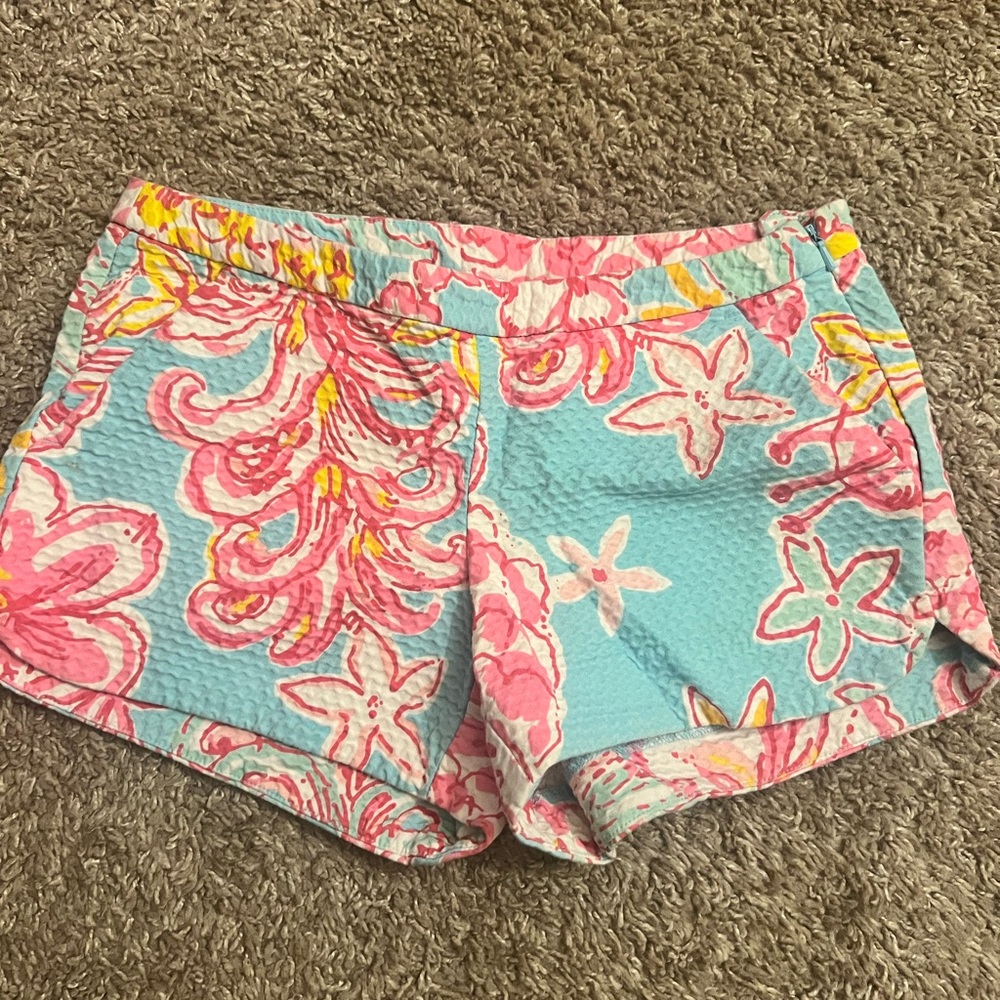 Lilly Pulitzer 4 inch Shorts Size 00